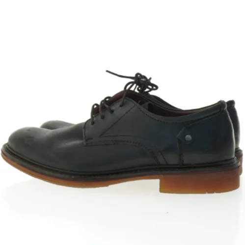 Sorte lædersko fra New Step (str. 41)