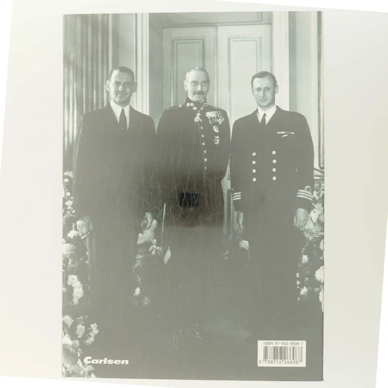 Tre regenter : det danske kongehus efter befrielsen af Peter Thygesen (f. 1954) (Bog)