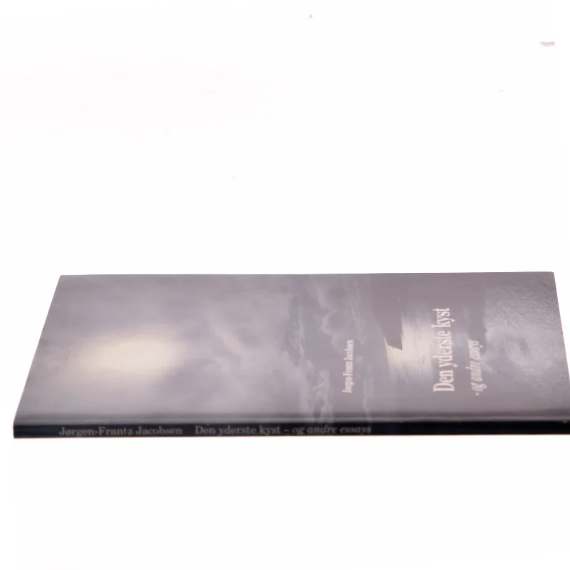 Den yderste kyst - og andre essays af Jørgen-Frantz Jacobsen (Bog)