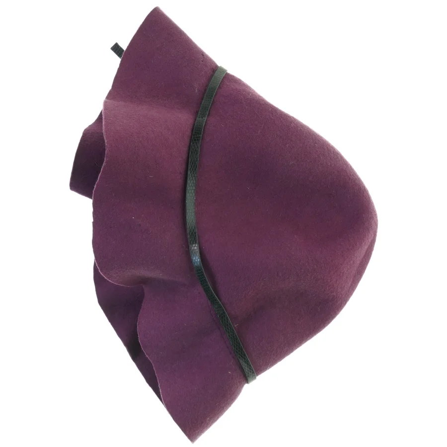 Hat i filt (str. 37 x 22 cm)