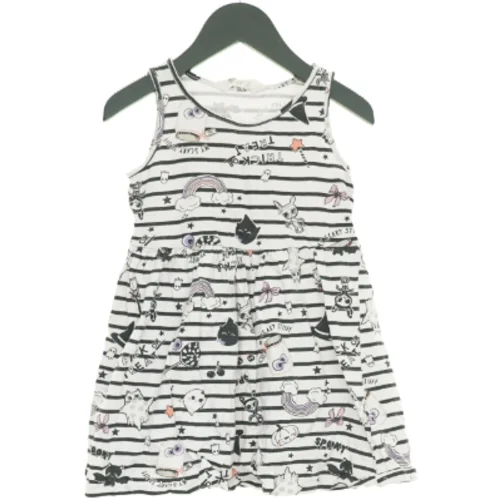 Kjole fra H&M (str. 110 cm)