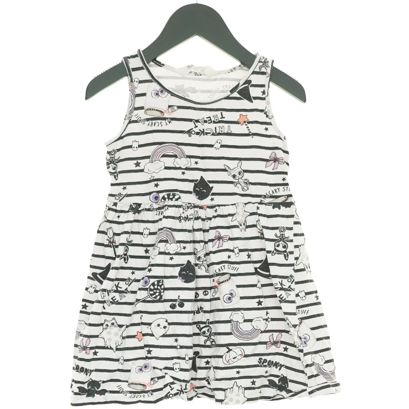 Kjole fra H&M (str. 110 cm)