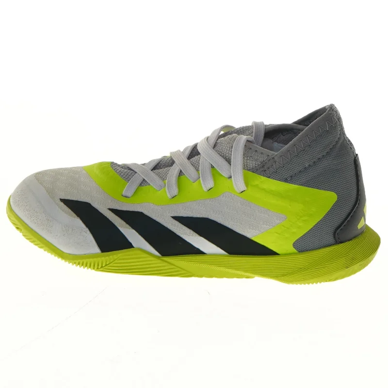 Indendørs fodboldsko str. 31 fra Adidas (str. 31 )