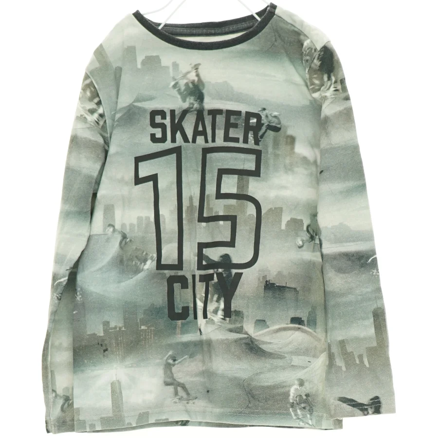 Bluse fra Friends (str. 110 cm)