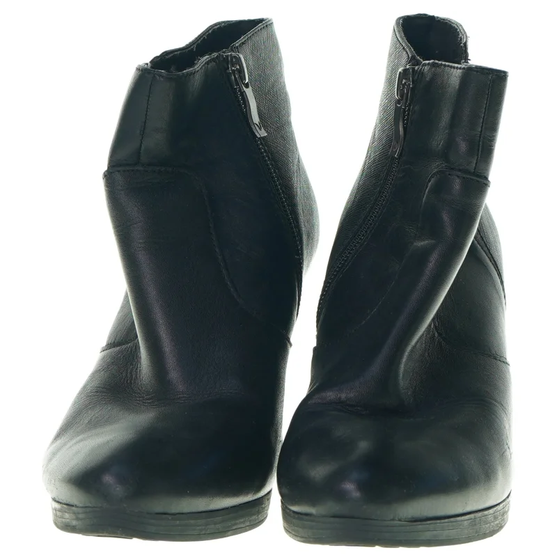 Højhælede sko fra Softwalk (str. 38)