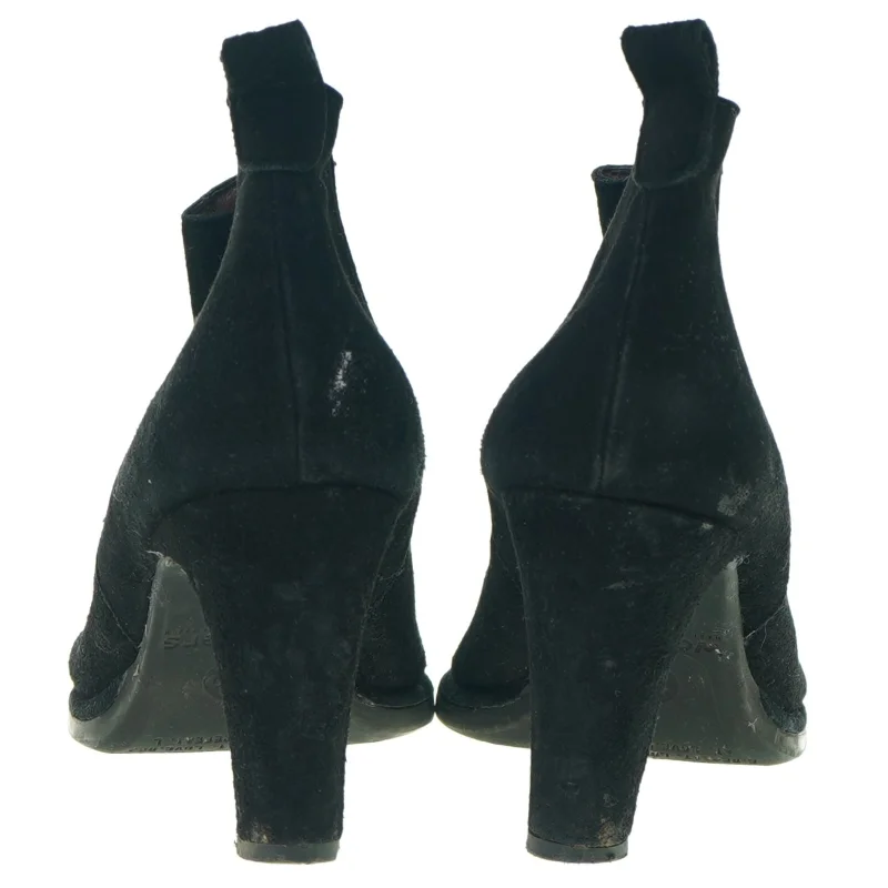 Højhælede sko fra Wonders (str. 38)