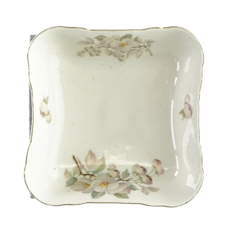 Skål med blomsterdekoration