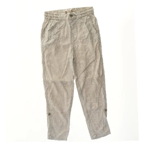 Hørbukser fra H&M (str. 140)