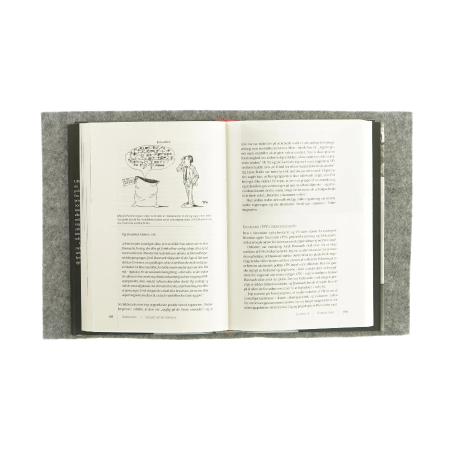 Fodfejl af Uffe Ellemann Jensen (bog)