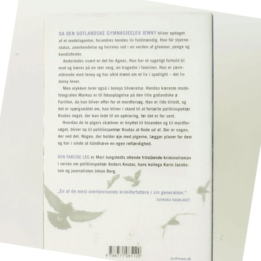 Den farlige leg : kriminalroman af Mari Jungstedt (Bog)