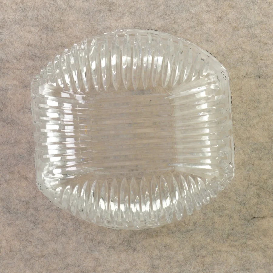 Skål (str. 18 x 18 x 9 cm)