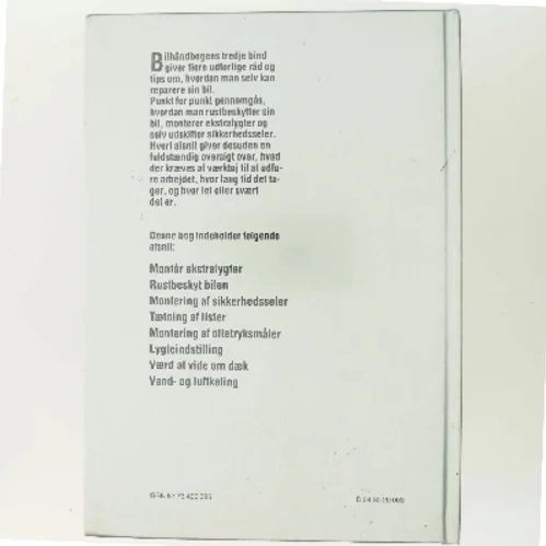 Bilhåndbogen af <Bogserien har flere bind og ser ud til at være skrevet af en eller flere eksperter inden for bilvedligeholdelse> (Bog)