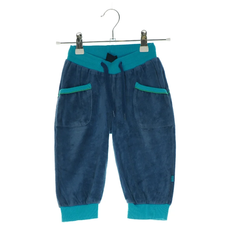 Bukser i plys fra ej sikke lej (str. 84)