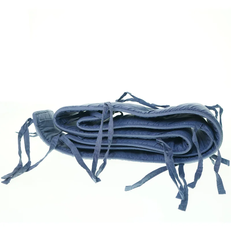 Bort til tremmeseng fra Alice And Fox (str. 22 x 256 cm)