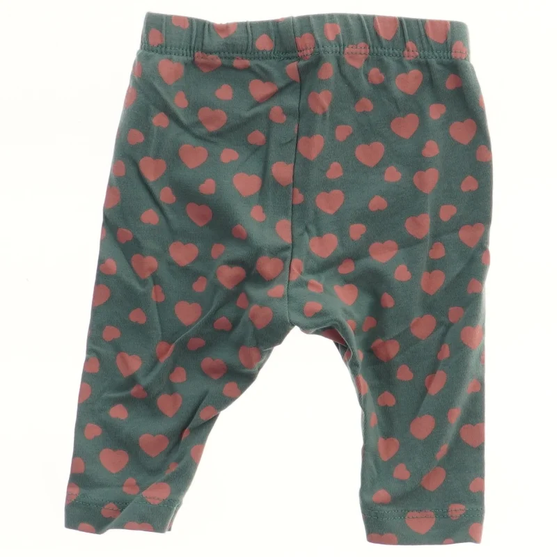 Bukser med hjerter fra Name It (str. 56)