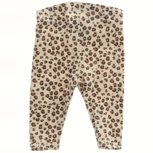 Leopardmønstrede leggings fra H&M (str. 56)