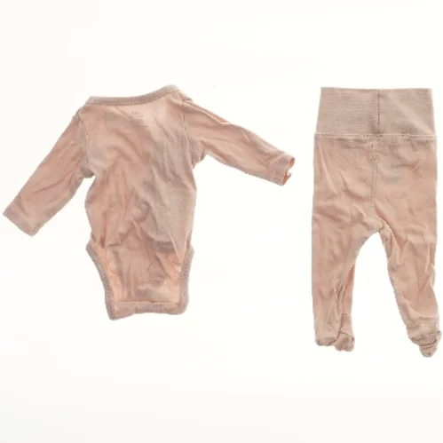 Baby heldragt og bukser fra H&M (str. 50)
