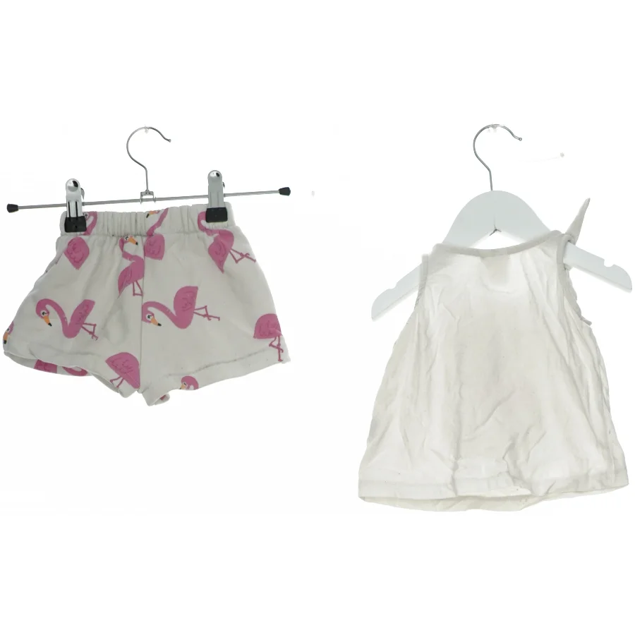 Børne shorts og trøje fra Zara (str. 80 cm)