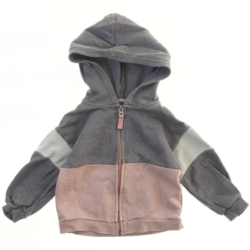 Børne hættetrøje med lynlås fra H&M (str. 104)