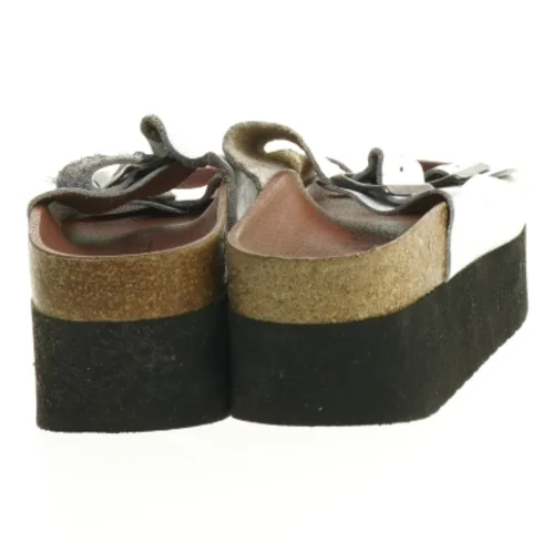 Sølvfarvede sandaler med platform fra Sixty Seven (str. Længde, 24,5 cm)