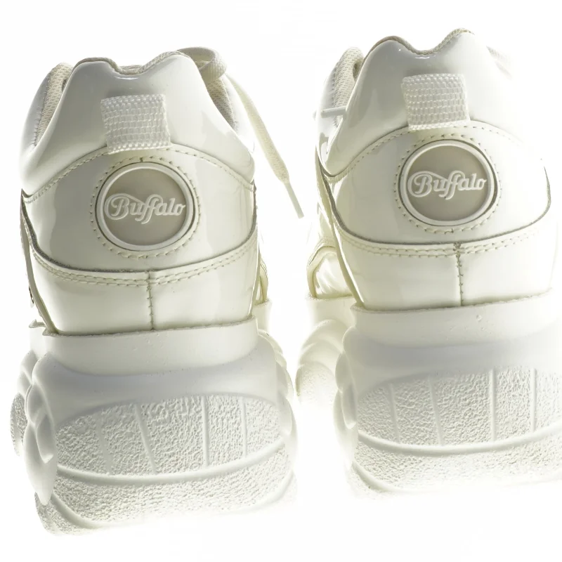 Buffalo Classic Low sneakers (str. 38)