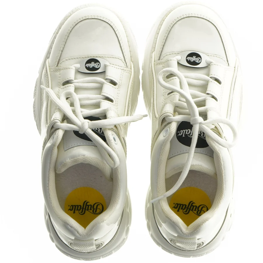 Buffalo Classic Low sneakers (str. 38)