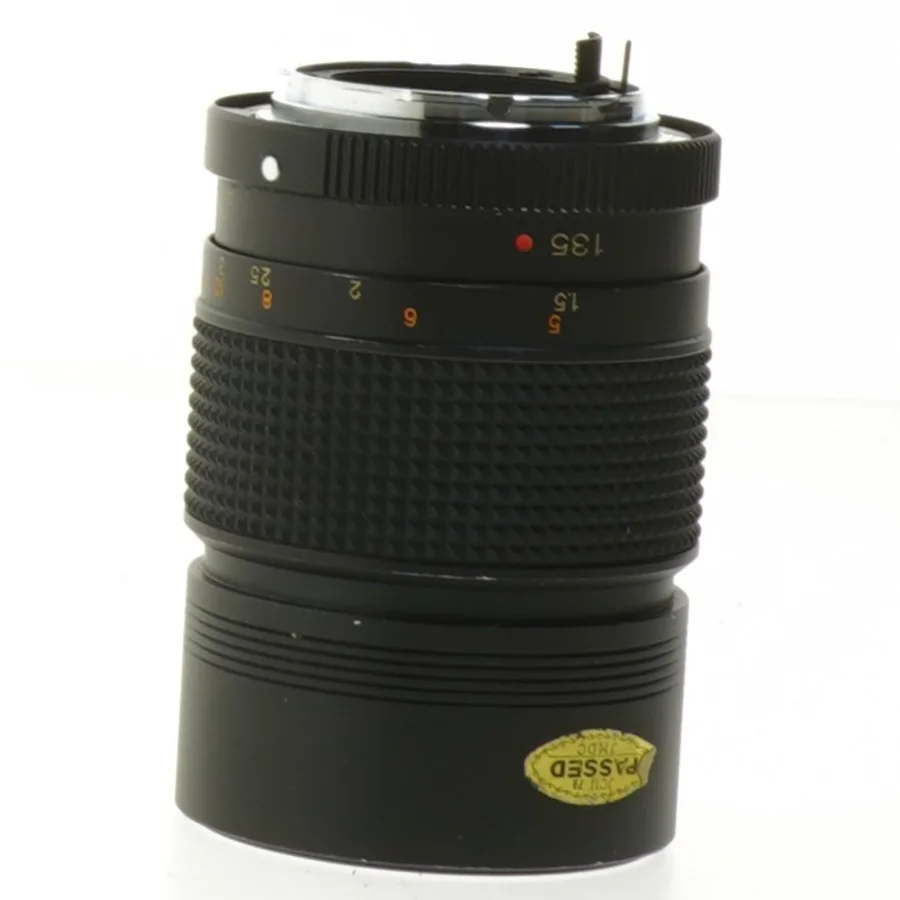 Konica Hexanon AR 135mm f/3.5 objektiv fra Konica (str. Ø 6 cm. længde, 9 cm)