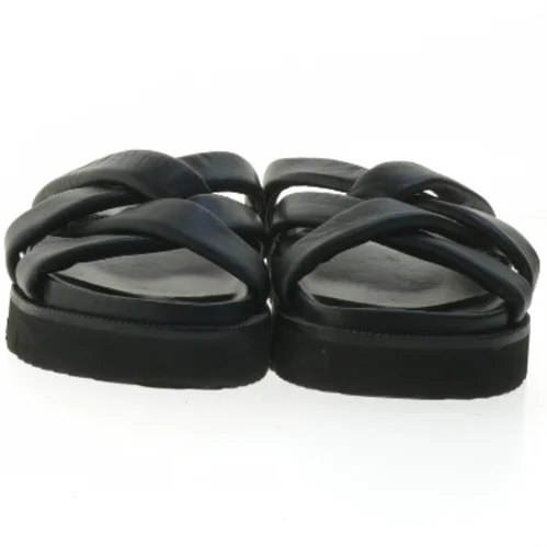 Phenumb sandaler størrelse 37