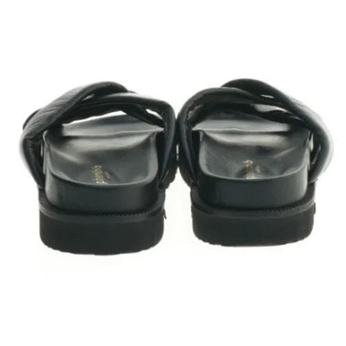 Phenumb sandaler størrelse 37