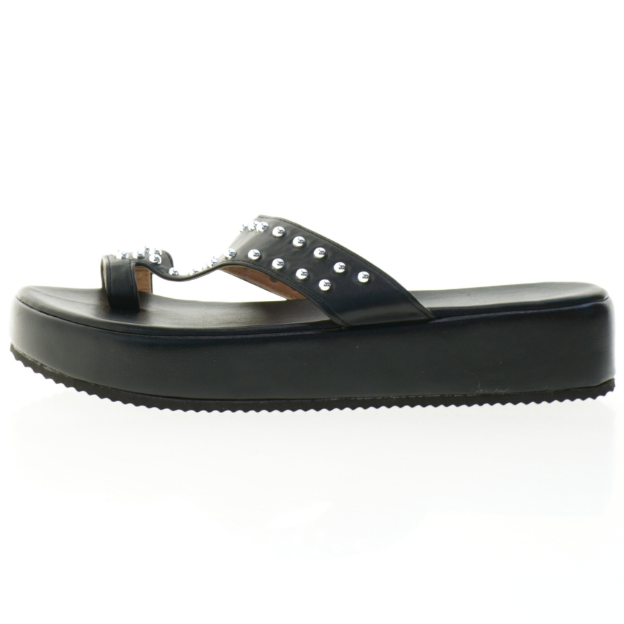 Sorte sandaler med nitter (str. 42)