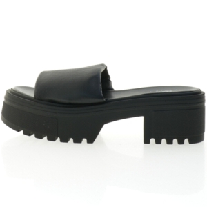 Sorte plateau-slides fra Asos (str. 42)