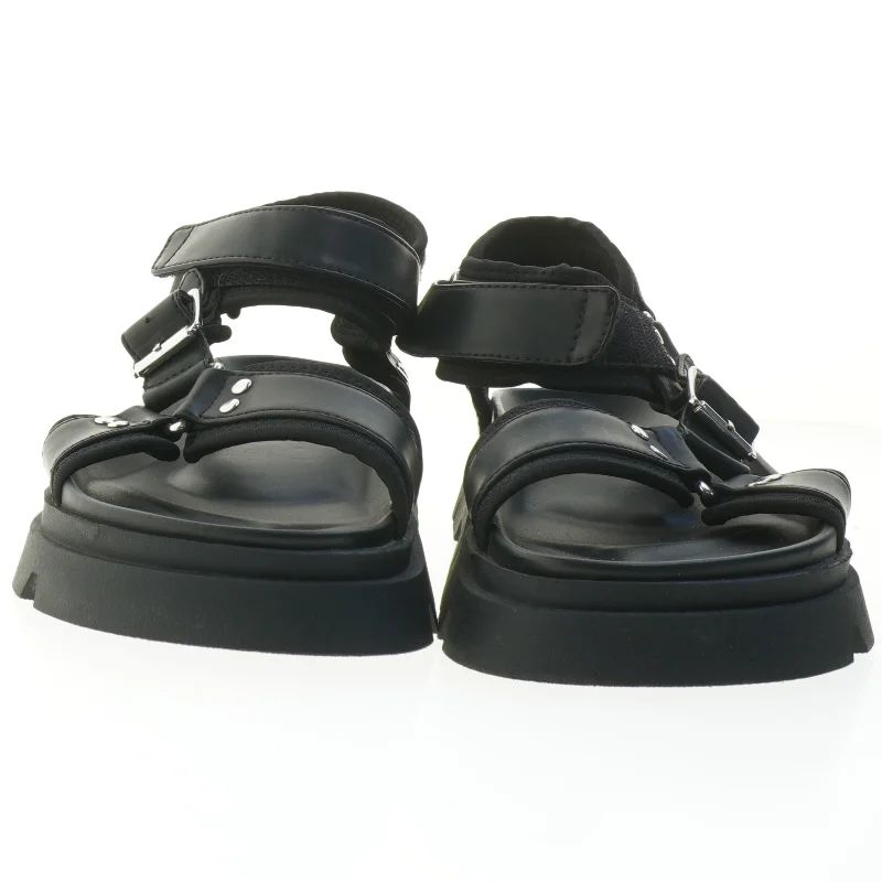 Sorte sandaler med fra Zara Man (str. 43 )