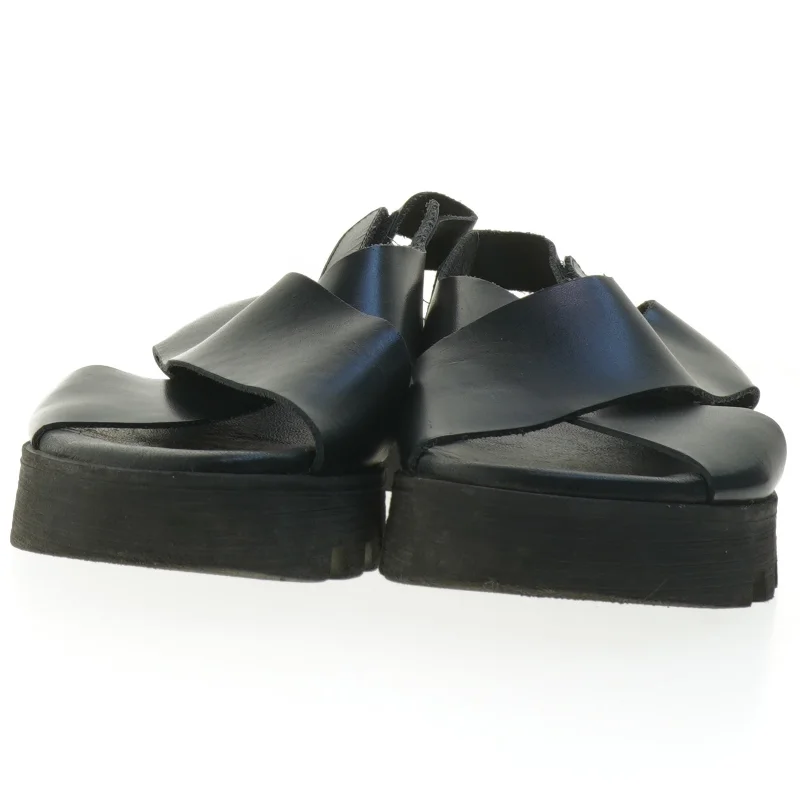 Læder sandaler i størrelse 42 (str. 42 )