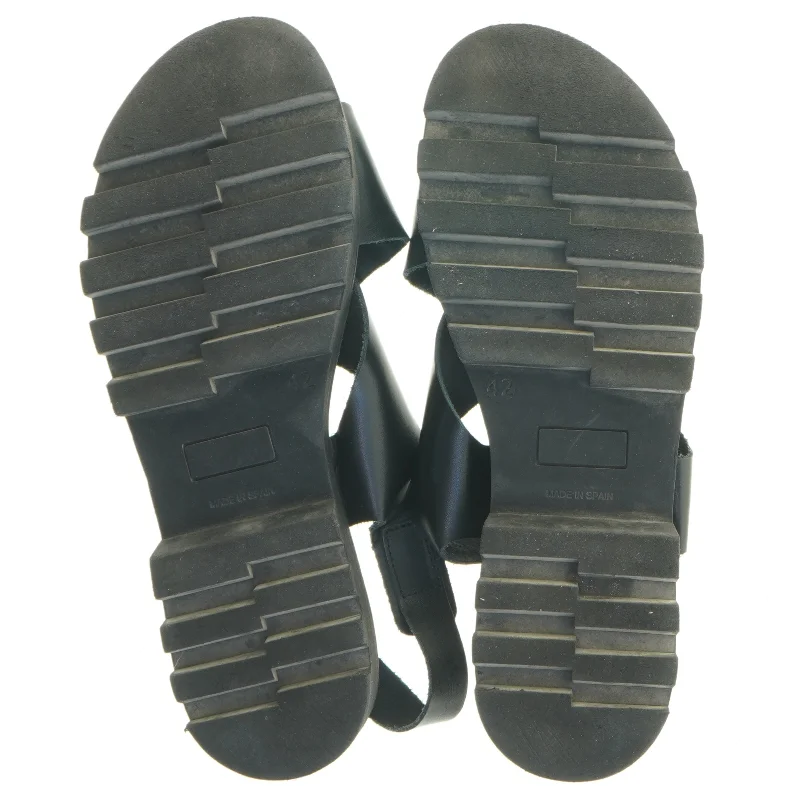 Læder sandaler i størrelse 42 (str. 42 )