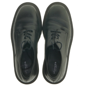 Sorte sko med chunky såler fra Phenumb (str. 38 )