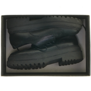 Sorte sko med chunky såler fra Phenumb (str. 38 )