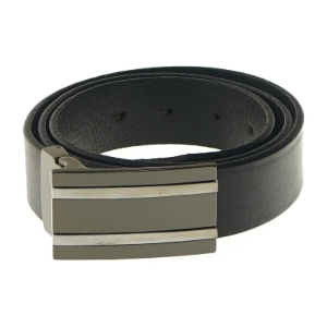 Sort læderbælte med metalspænde (str. 113 cm)
