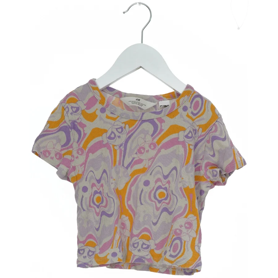 Farverig T-Shirt med mønster fra H&M (str. 140)
