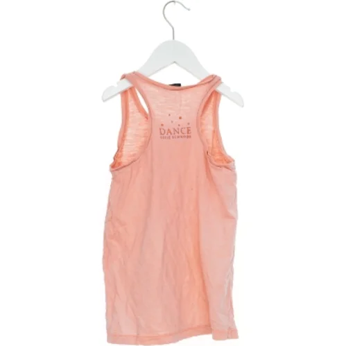 Lyserød tanktop med tekst fra Sofie Schnoor (str. 128)