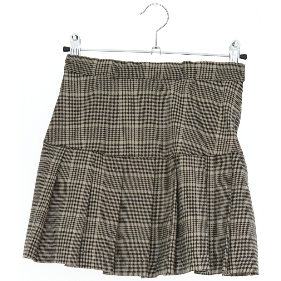 Ternet nederdel fra H&M (str. 134)