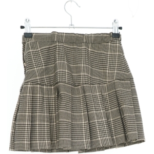 Ternet nederdel fra H&M (str. 134)