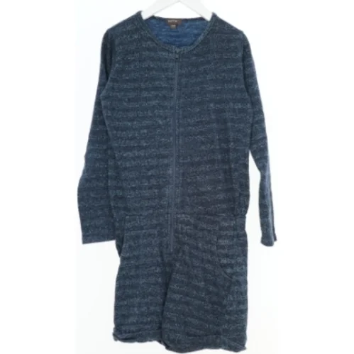 Heltedragt med lange ærmer fra Norlie (str. 140)