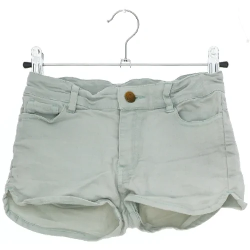 Lysegrønne shorts fra Norlie (str. 134)