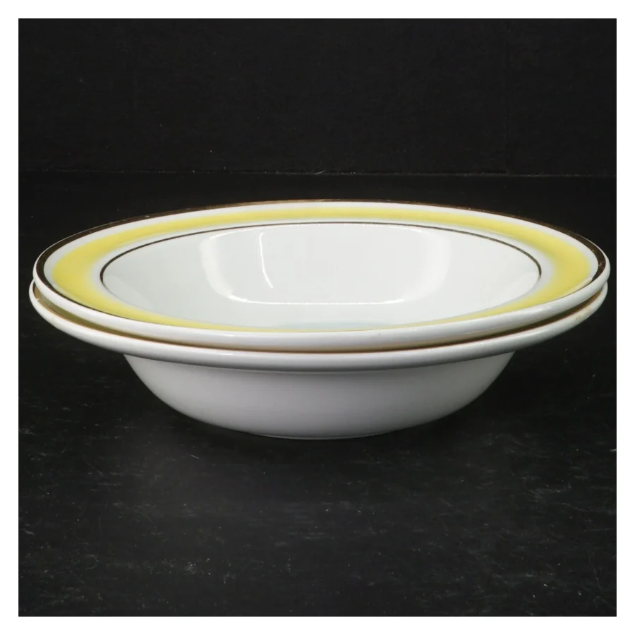 Porcelænstallerkener fra Arabia (str. 17 cm)
