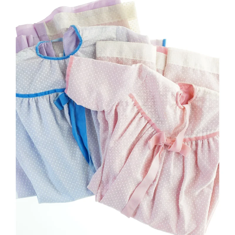 2 dåbskjoler (str. Bryst, 30 cm. længde. 150. cm. 2 styk)