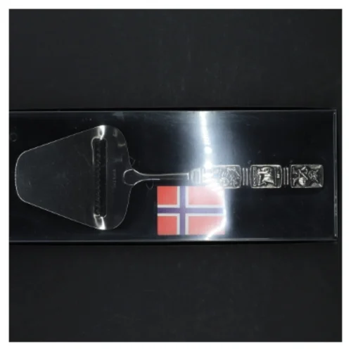 Norsk Tinn-Per Osteskærer fra A-S Tinn-per (str. Længde. 22 cm)