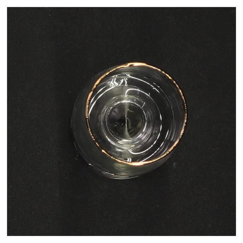 Glas med guldkant og våbenskjold dekoration (str. 11 x 4 komma 5 cm)