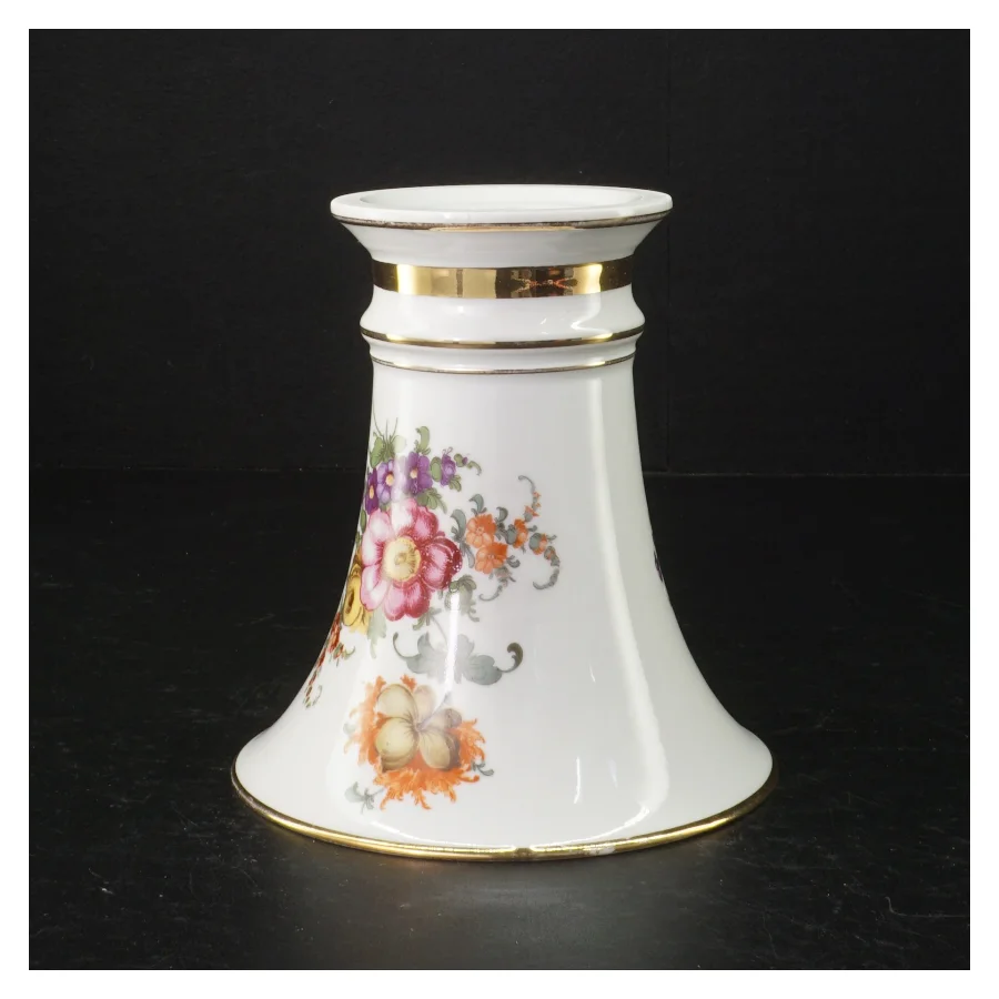 Porcelænsvase (str. 14 cm)