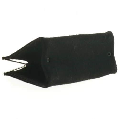 Broderet stofpung med metal lukning fra Goshico (str. 16 x 11 x 7 cm)