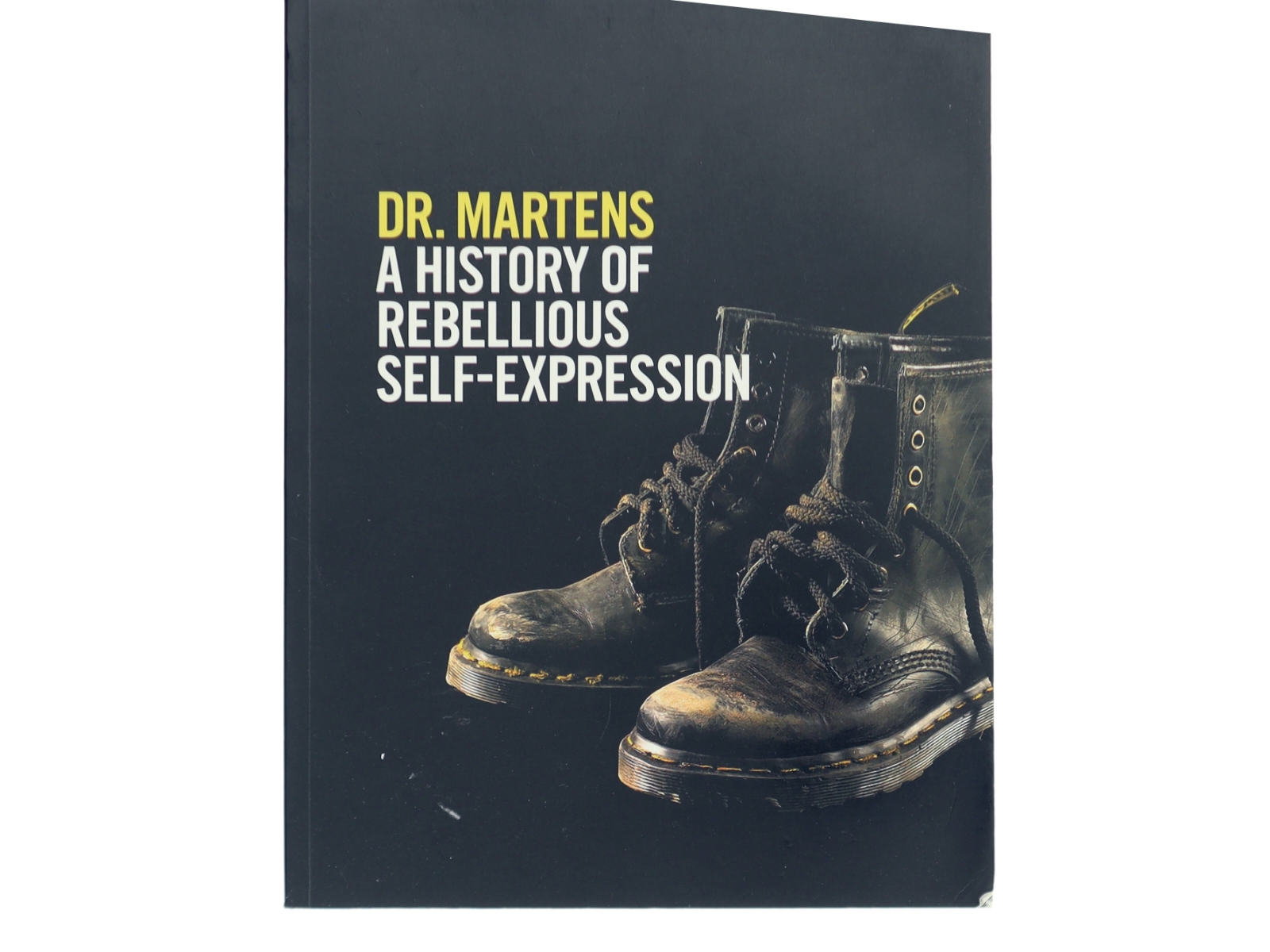 Dr. Martens: A History of Rebellious Self-Expression af Martin Roach (Bog)